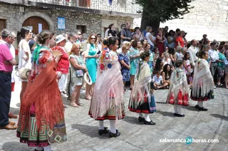 Mogarraz procesión bailes serranos (51)