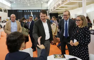 El presidente de la Junta, Alfonso Fernández Mañueco, presenta la campaña turística Otoño-Invierno de Castilla y León, en el marco de la celebración de Intur Negocios - Miriam Chacón (ICAL)