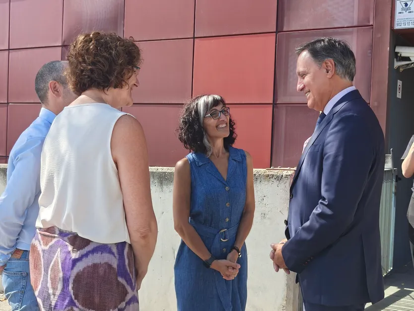 El alcalde de Salamanca visita el Instituto de Biología Funcional y Genómica, líder en su ámbito en Castilla y León