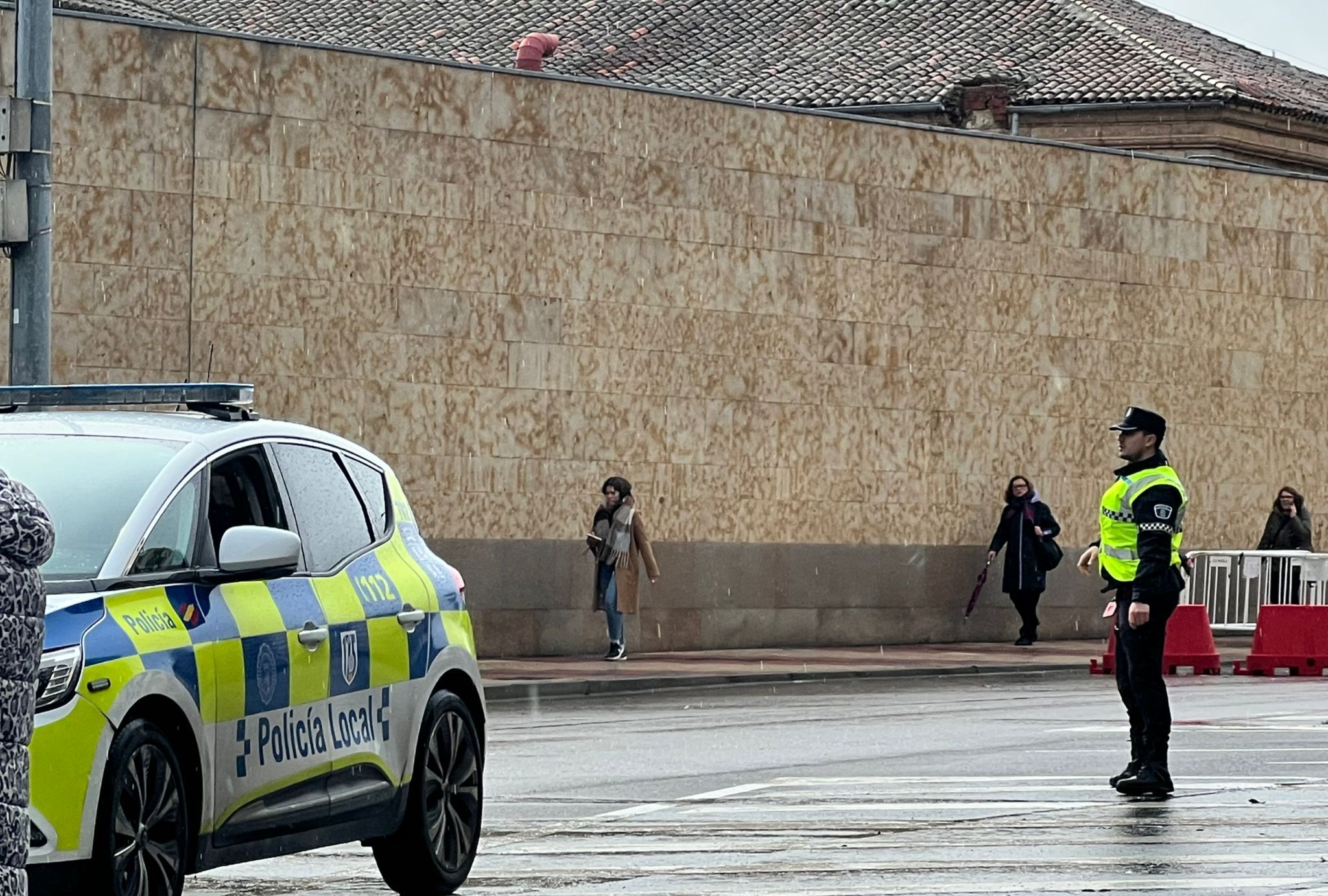 Corte en el paseo de San Vicente por la tractorada de Salamanca