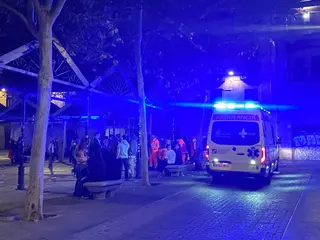 Foto de archivo ambulancia de noche | Mateo García
