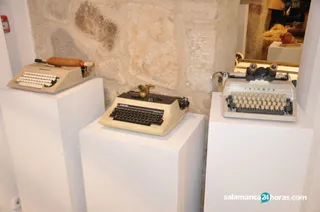 Exposicion de Jean Claude Cubino 'Paso doble nacionalidad' (13)