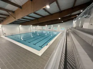 Piscina La Alamedilla