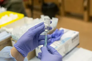 Alemania, Italia y Francia suspenden de forma preventiva el uso de la vacuna de AstraZeneca