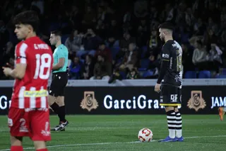 Jonny Arriba, ante el Zamora | FOTO MIKEL ANTÚNEZ