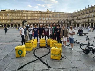 GLOVO11