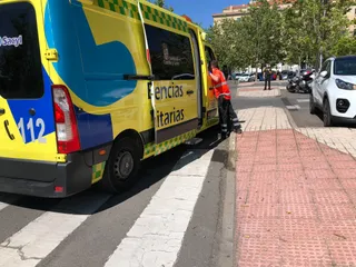 Foto de una ambulancia en la calle Licenciado Vidriera