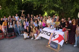 Carrera de tacones, silla de ruedas y bastón blanco “Orgullo diverso” y charanga por el orgullo gay organizada por la USAL