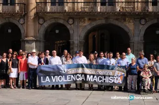 Violencia machista tono 16