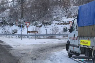 Carretera hielo nieve acceso covatilla (9)