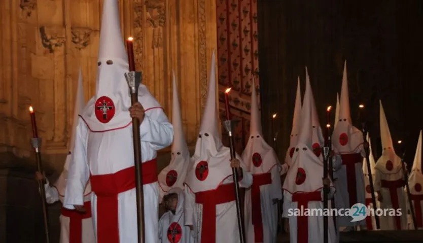 Procesión de la Real Cofradía del Cristo Yacente de la Misericordia y de la Agonía Redentora