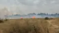 Se reactiva el incendio en un solar junto al CEIP San Blas en Santa Marta de Tormes