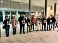 Guijuelo guarda un minuto de silencio por las víctimas del accidente ferroviario de Toledo