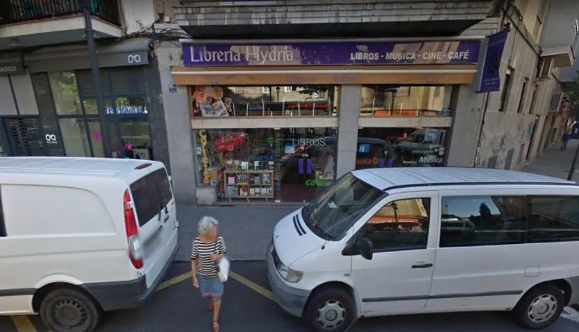 Cierra la librería Hydria tras 38 años de servicio