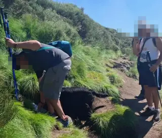 La Guardia Civil auxilia a dos senderistas desorientados en la Sierra de Béjar