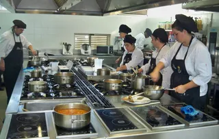 La Escuela de Hostelería de Santa Marta impartirá un curso de cocina para trabajadores en activo o en ERTE a partir del 15 de marzo