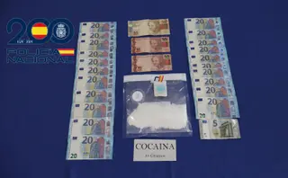 Droga y dinero incautados a la detenida | CNP